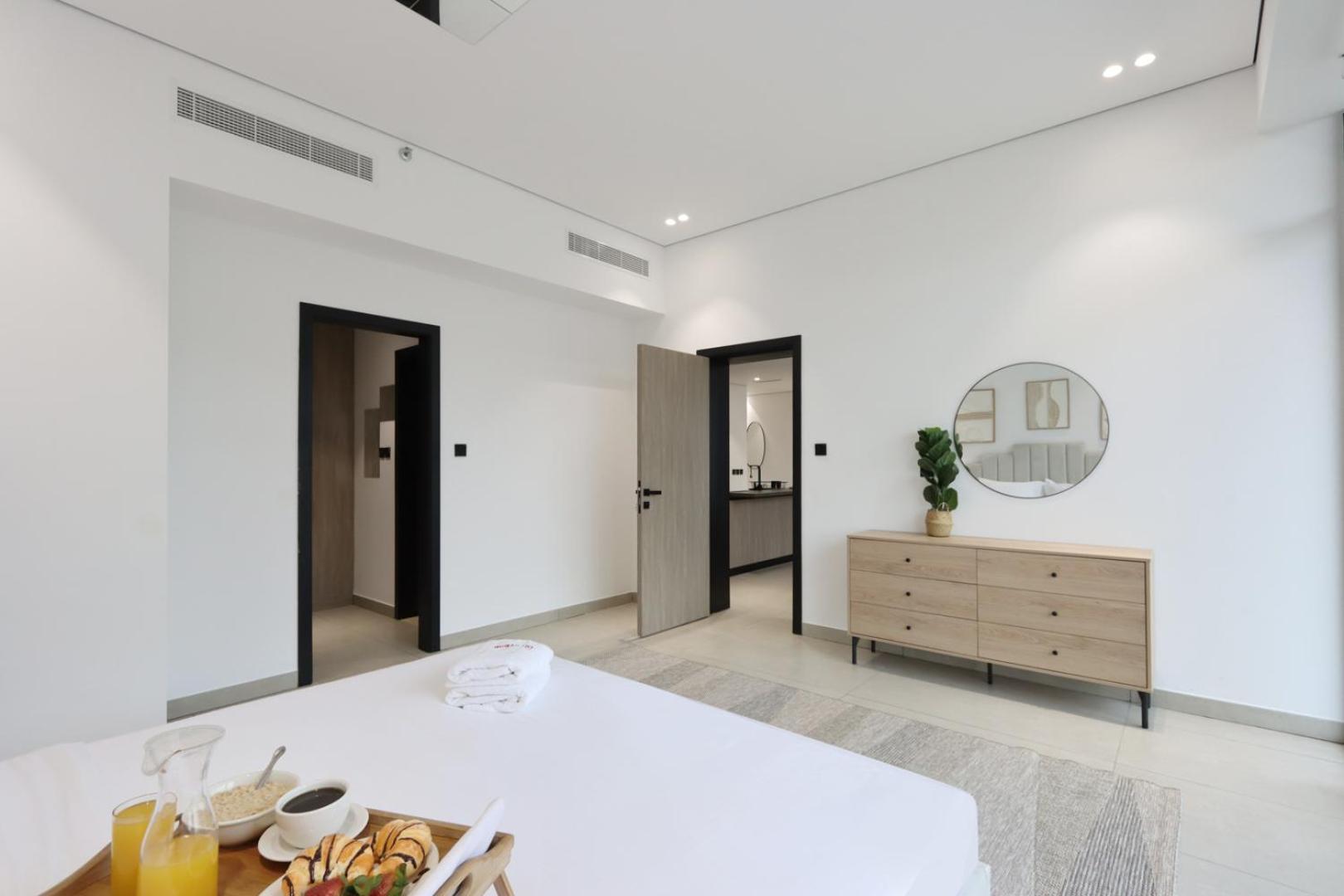 Livbnb-stylish And Spacious 1br With Private Balcony *