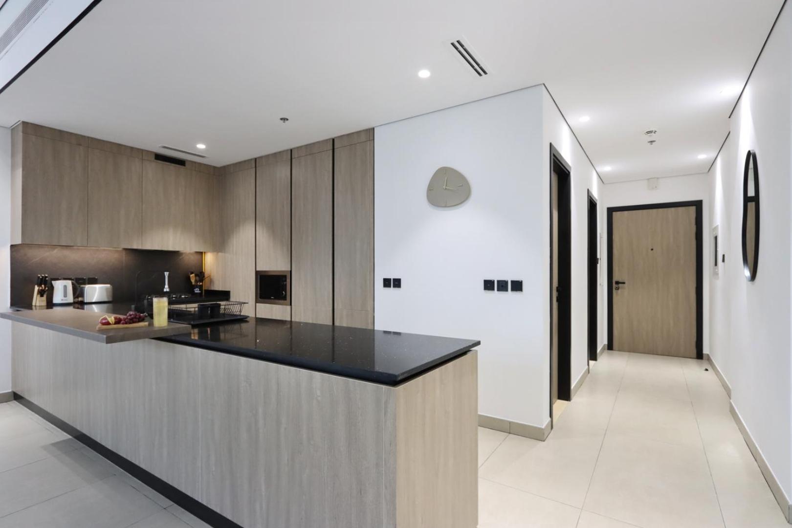 Livbnb-stylish And Spacious 1br With Private Balcony * Dubai
