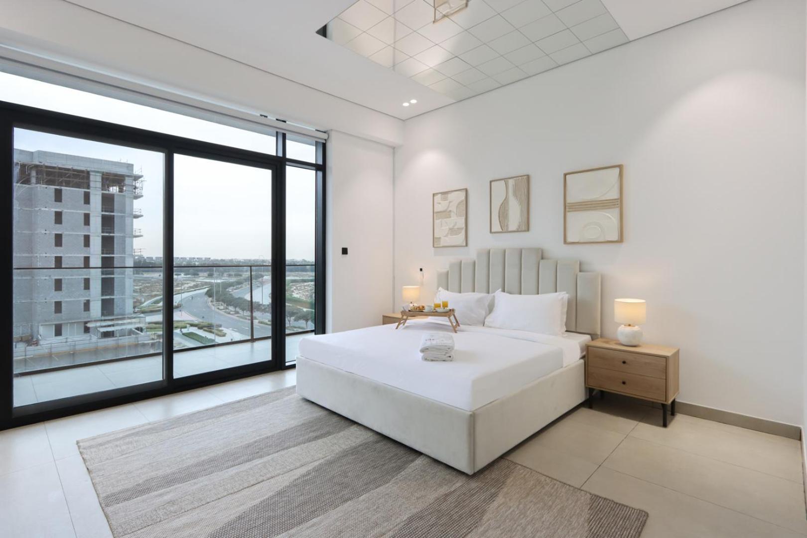 Livbnb-stylish And Spacious 1br With Private Balcony *
